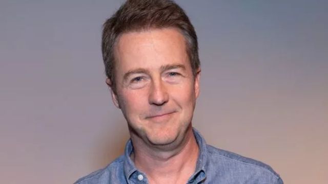 Edward Norton's Personal Life and Career: Exploring the Actor's Orientation | ORBITAL AFFAIRS