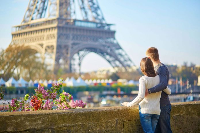 Top Romantic Spots in Paris | ORBITAL AFFAIRS