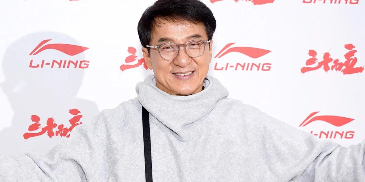 Jackie Chan's Character Appearance Made Fans Worried About His Health!